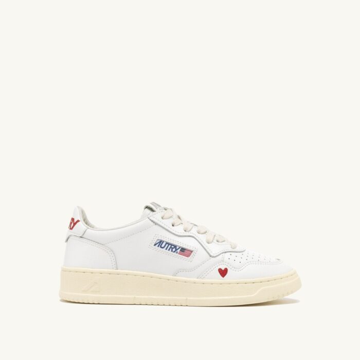 Medalist « Love » en cuir blanc
