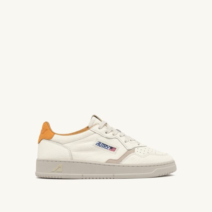 Medalist Low en cuir coloris Apricot et Sand