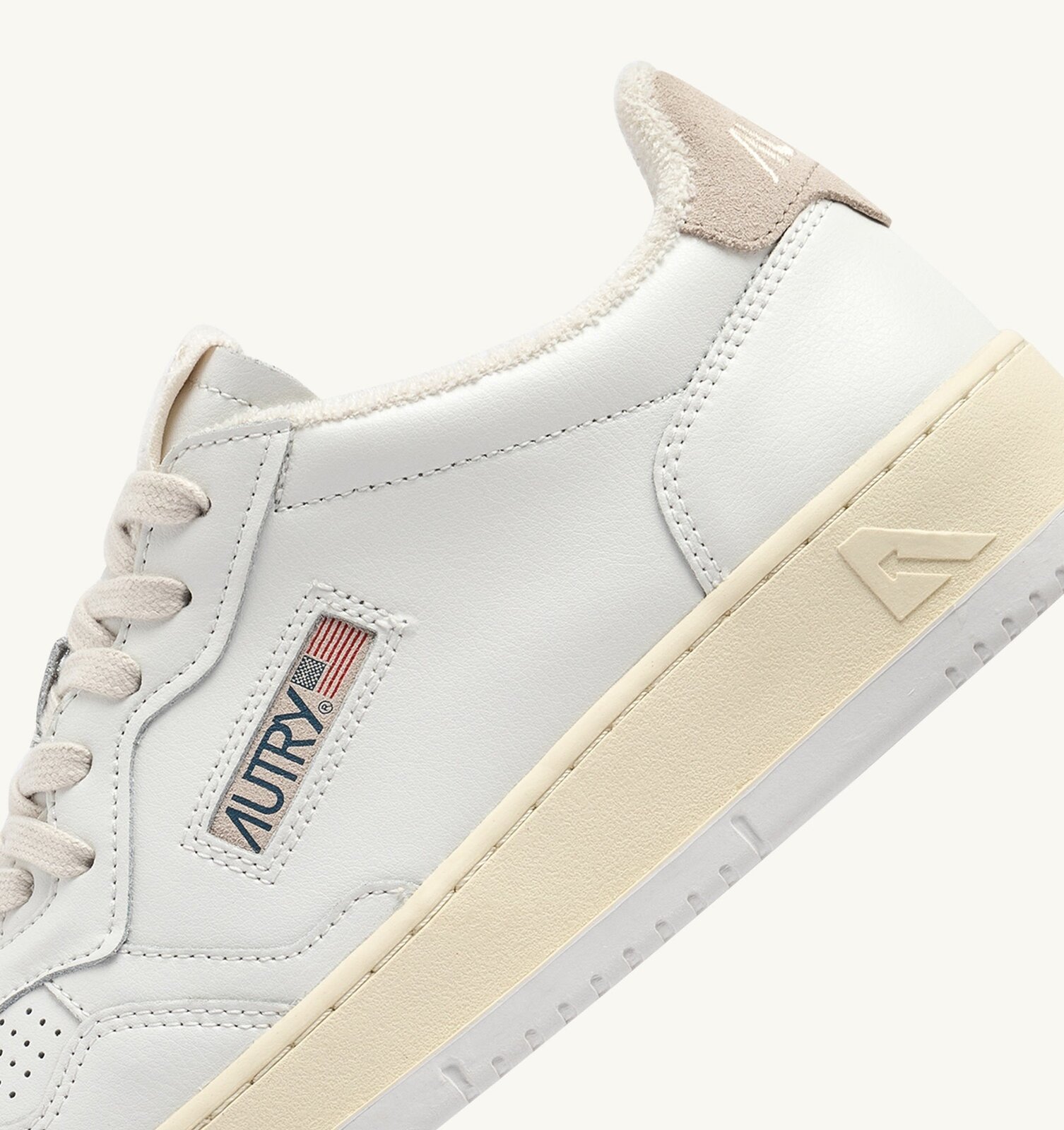 Medalist Low en cuir coloris blanc et ivoire